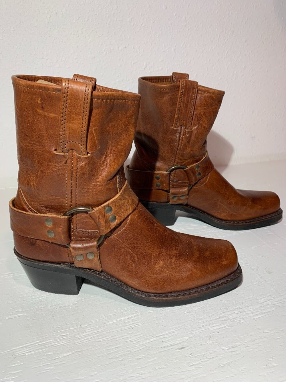 Frye Vintage "Harness 8R" Cognac Leather Women's Boots size 7M